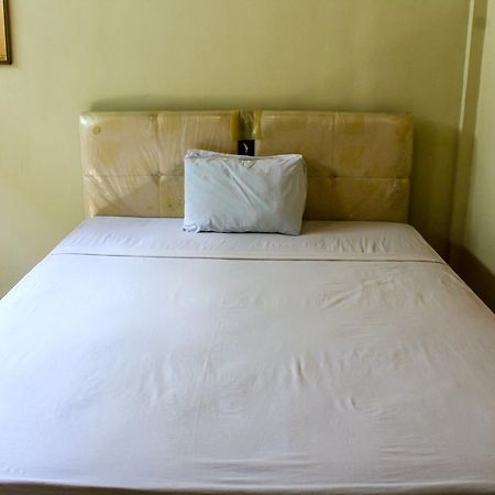 Lolo Beach Inn Legian Buitenkant foto