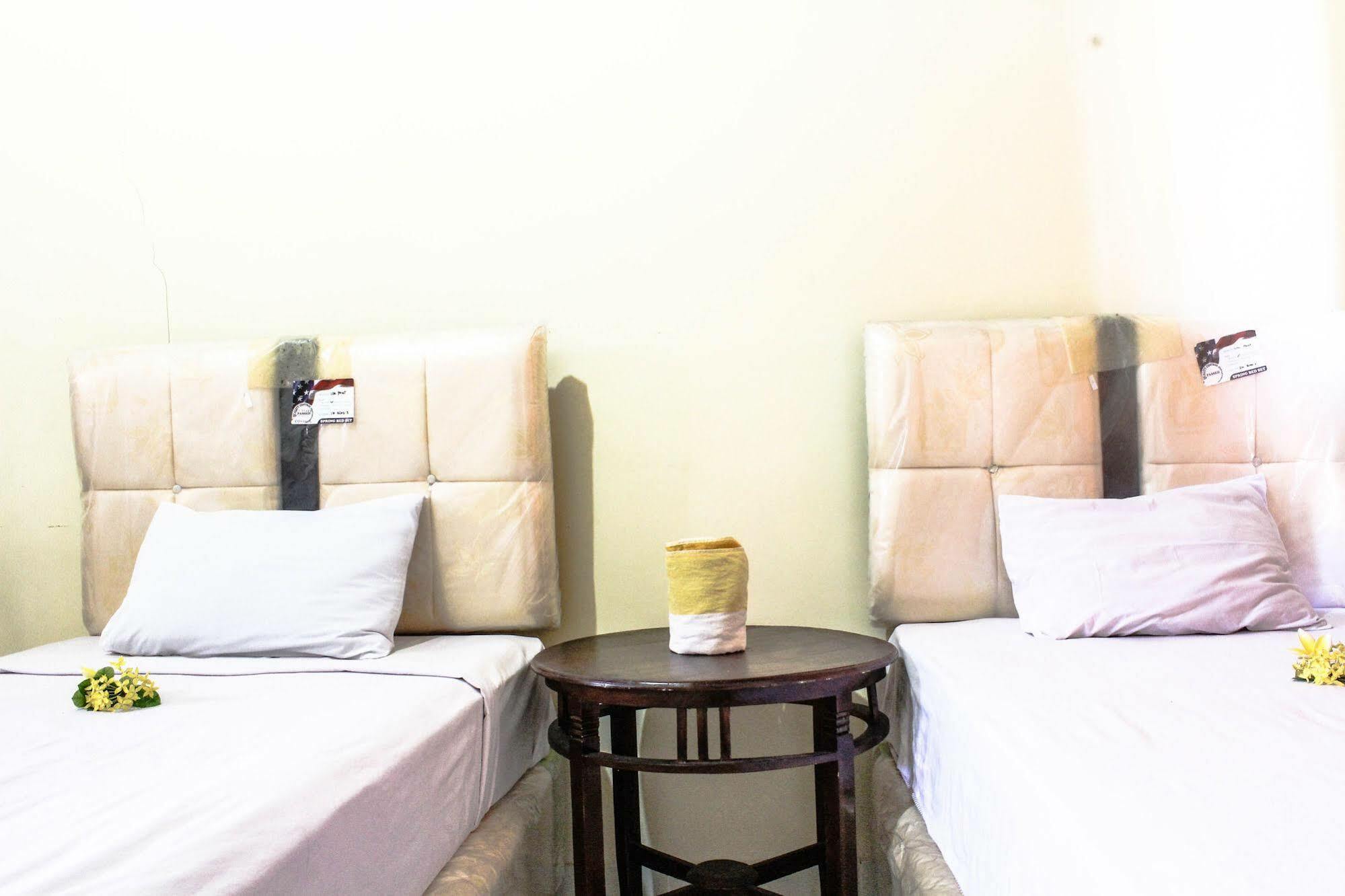 Lolo Beach Inn Legian Buitenkant foto